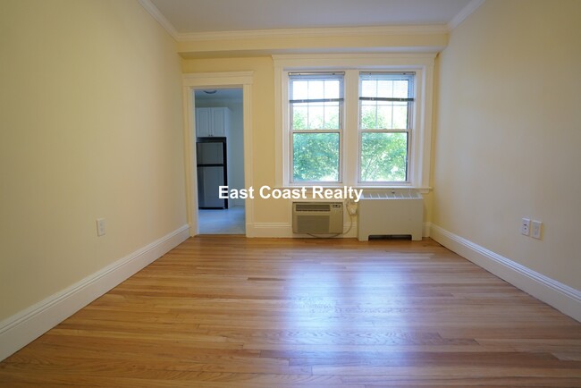 Building Photo - 24 Chauncy St Rental