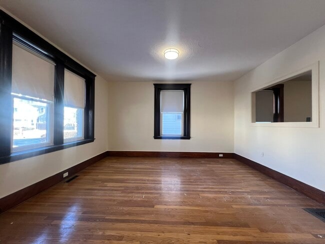 Photo - 4 River St Unit 1