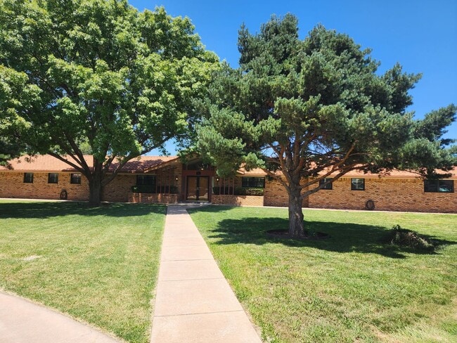Building Photo - 516 Diamondhead Dr Rental