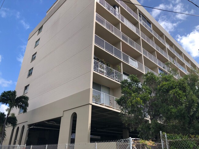 Citron Villa, 1 bdrm, 1 bath, 1 covered pk... - Citron Villa, 1 bdrm, 1 bath, 1 covered pk... Unidad 203 Rental