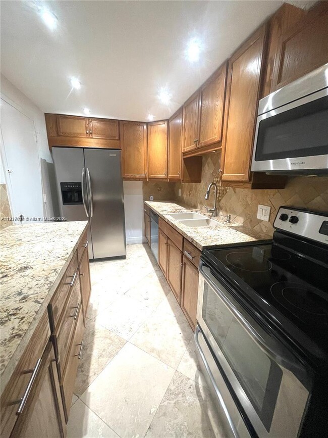 Building Photo - 1251 NE 108th St Unit 603 Rental