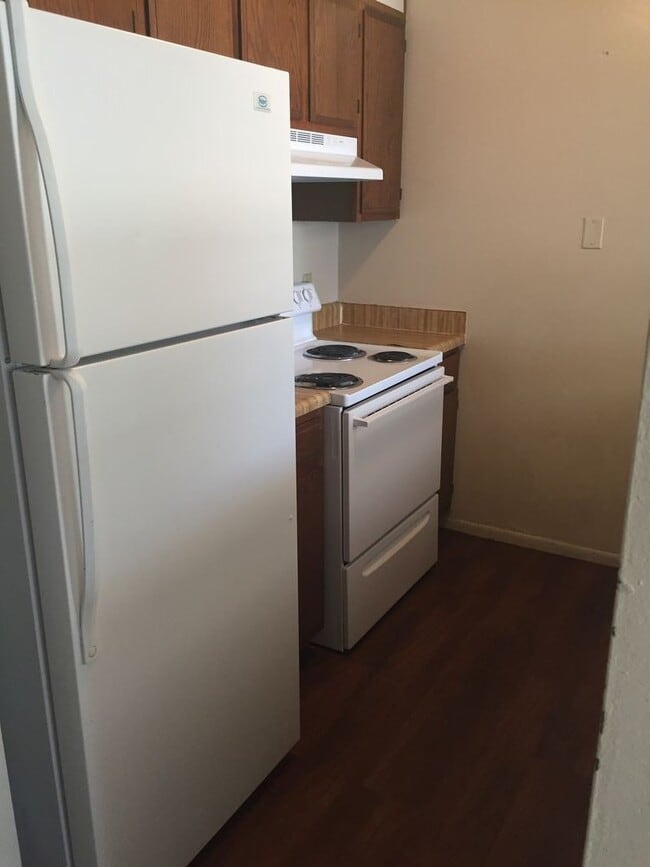 Photo - Tiffany Square Apartments