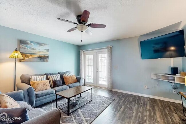 Photo - 8013 Beach Dr