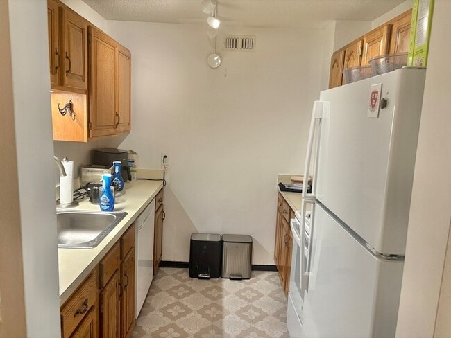 Photo - 1580 Massachusetts Ave Unit 2G