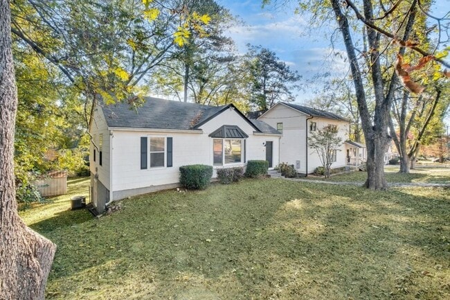 Photo - 111 Doran Ave