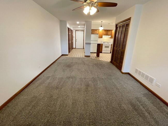 Photo - 730 N Seminary Ave