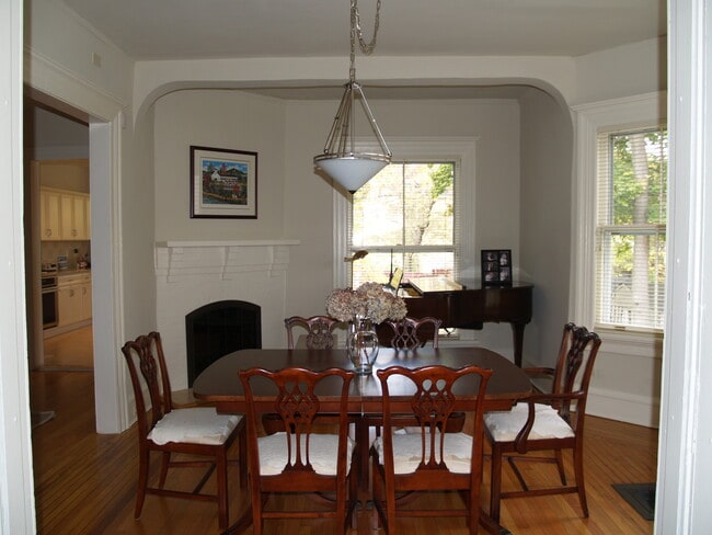 Photo - 94 Midland Ave Unit 1