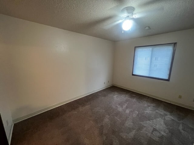 Habitación - Walnut Trails Apartments