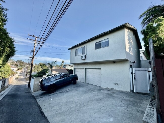 Photo - 821 Avenue A Ave Unidad B