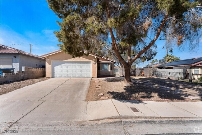 Building Photo - 509 Sheffield Dr Rental