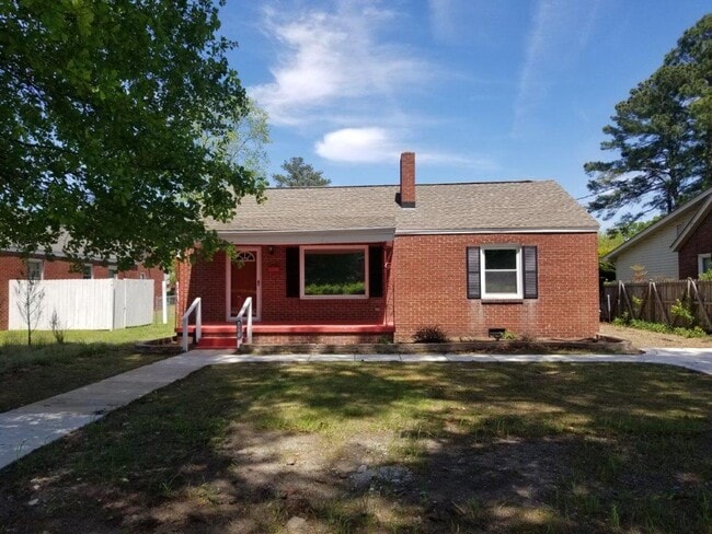 Photo - 1703 Peachtree St Casa