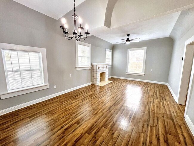 Photo - 1215 W 22nd St Unit A