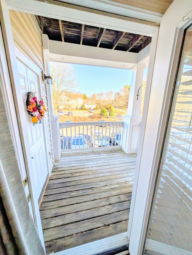 Photo - 17168 Red Feather Dr Unit 17168