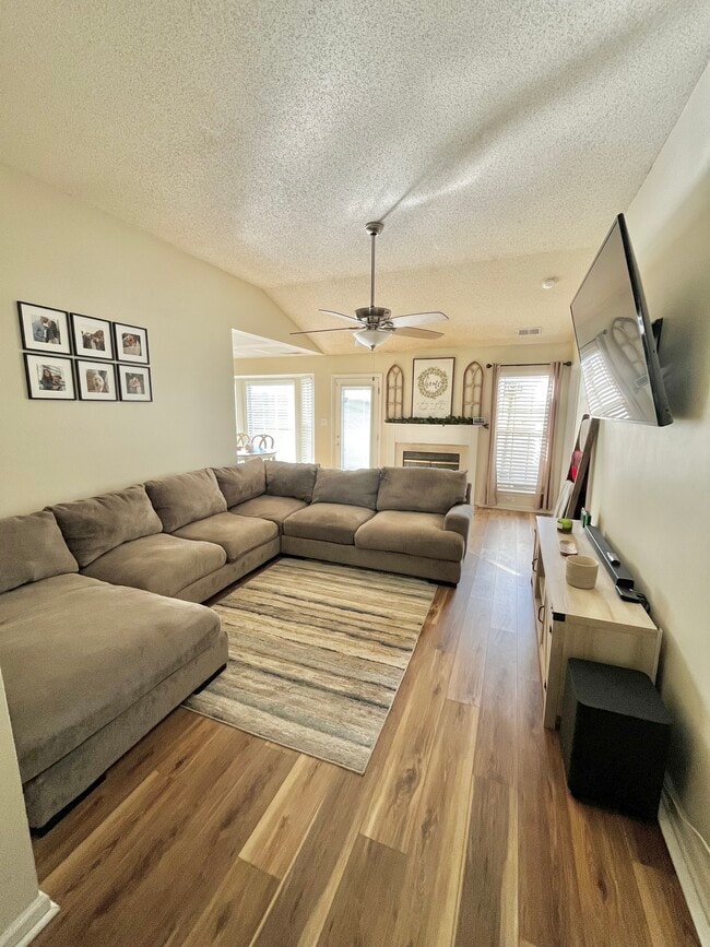 Photo - 13232 Lampmeade Ln