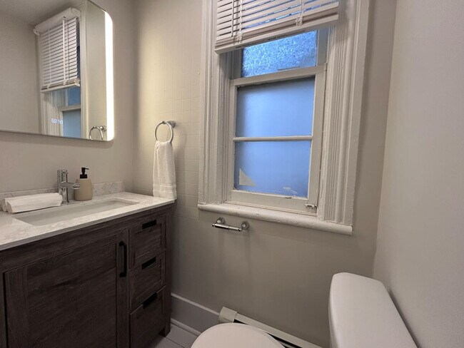 Photo - 23 Russell Ave Unit SI ID1506206P
