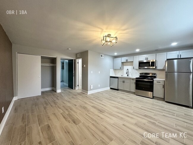 Building Photo - 2320 W 47th Ave Unit 2