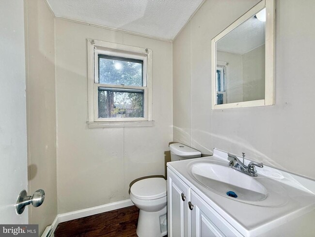 Photo - 5 Craven Ave