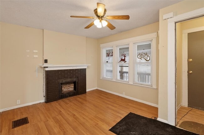 Photo - 53 Scottsville Rd