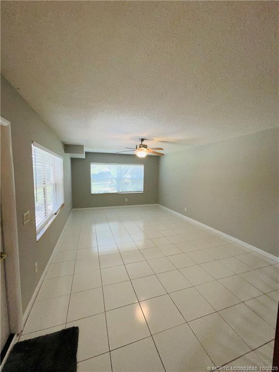 Photo - 2903 SW Lakemont Pl