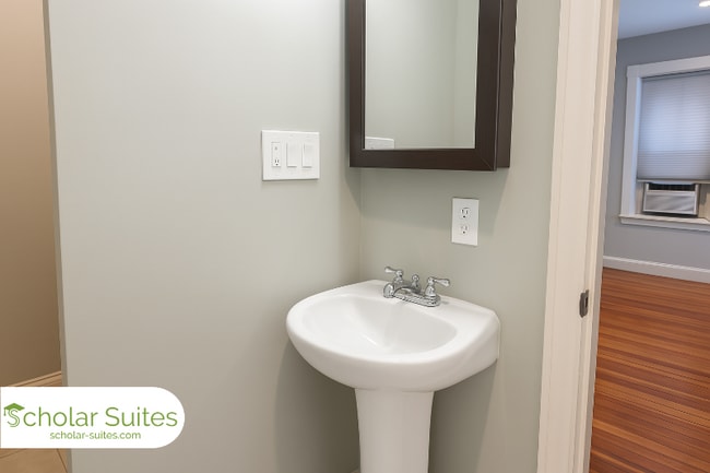 Photo - 151 Highland St Unit 2