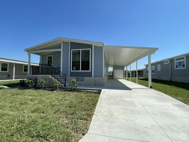 Building Photo - 34612 Robins Song Rd Rental