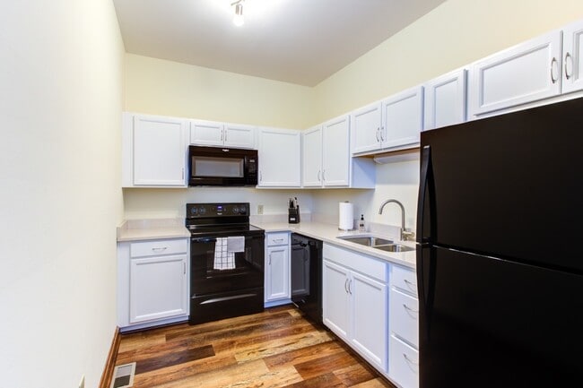 Photo - The Rathbone Apartments