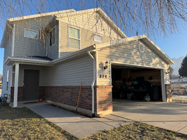 Photo - 336 W 200 S
