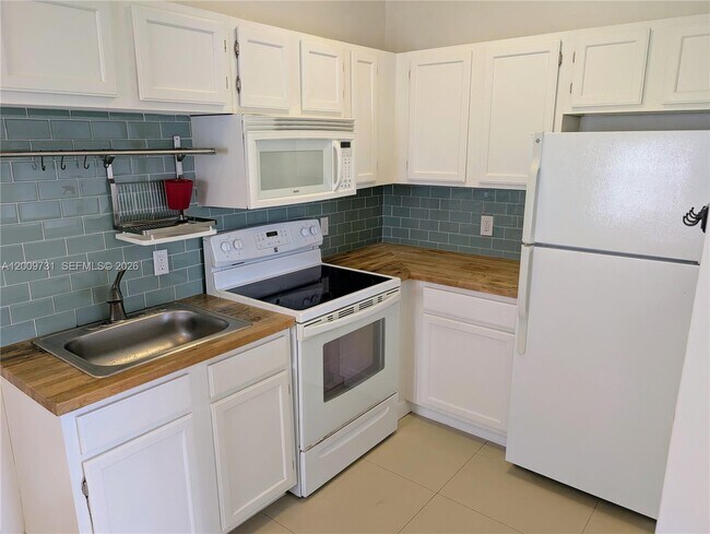Photo - 934 Michigan Ave Unit 309