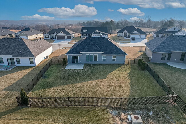 Photo - 4919 Kenora Dr