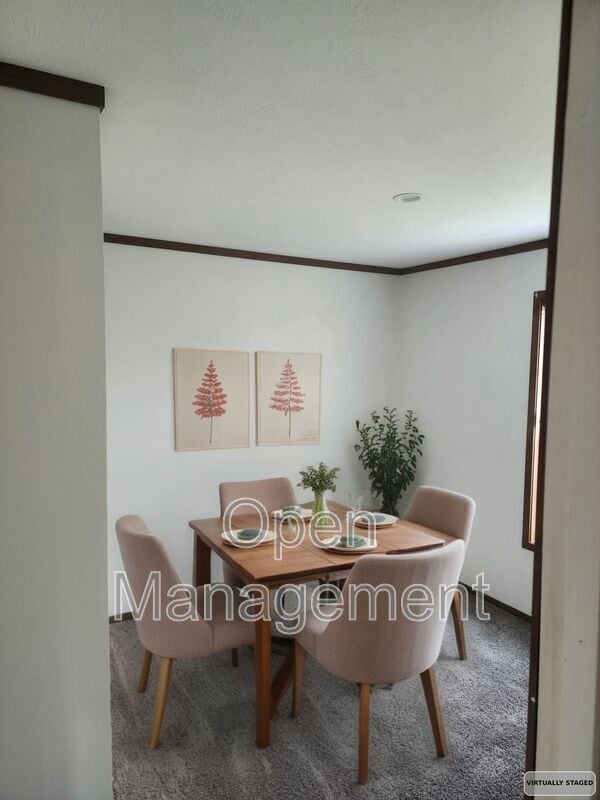 Photo - 511 E 1st St