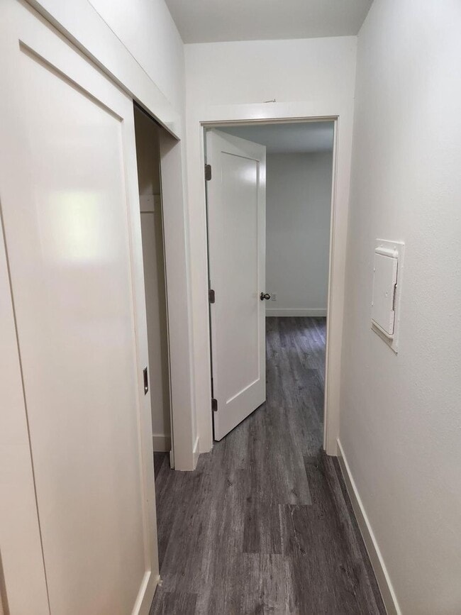 Photo - Hillside Terrace Apartments