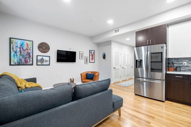 Photo - 10 Taber St Unit 209