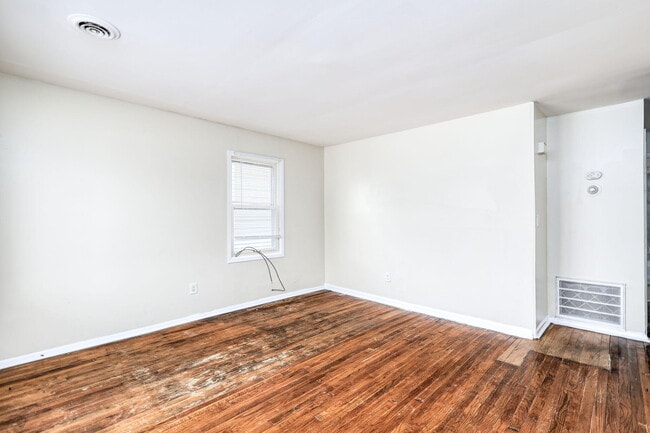 Photo - 11079 Jewett Ave