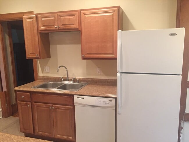 Photo - 2704 E Hartford Ave Unit 2712