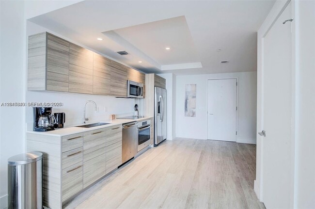 Photo - 121 NE 34th St Unit 806