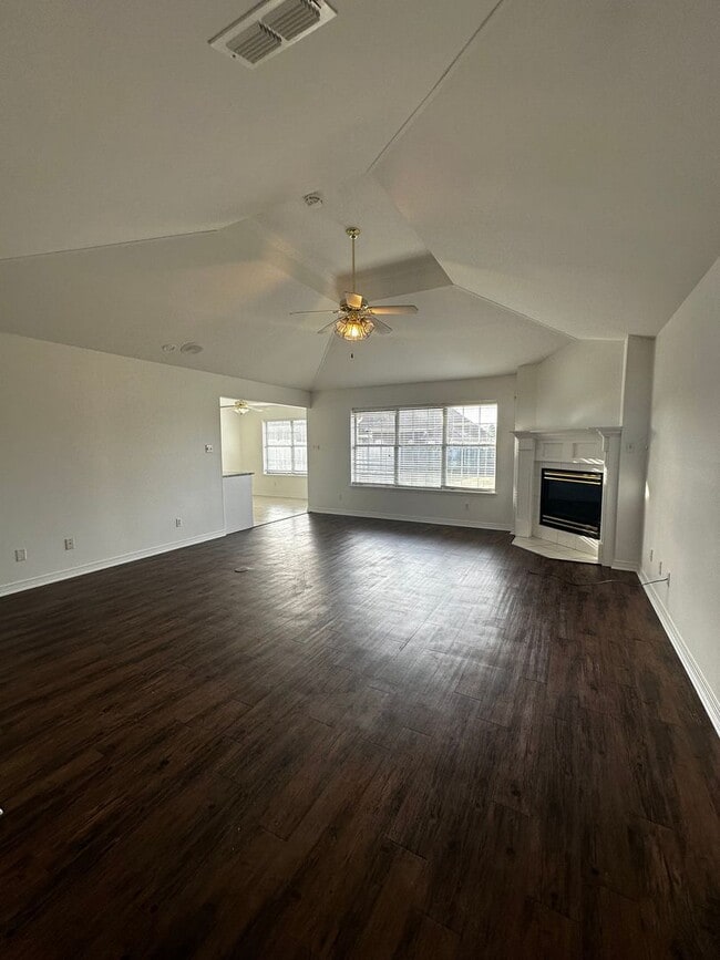 Photo - Wonderful 3 Bedroom in Springhill