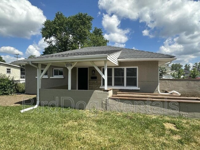 Building Photo - 1016 Leona Ave Rental