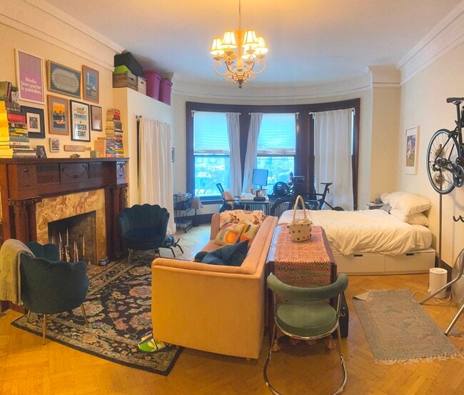 Photo - 469 Beacon St Unit 1F