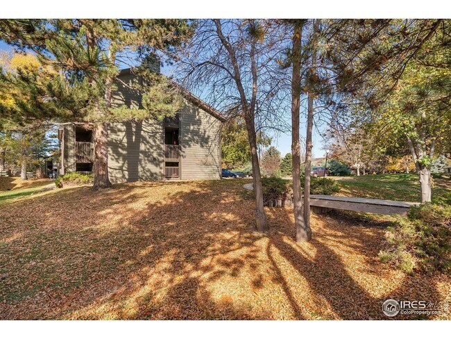 925 Columbia Rd