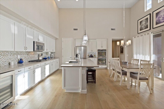 Photo - 10082 E Bell Rd