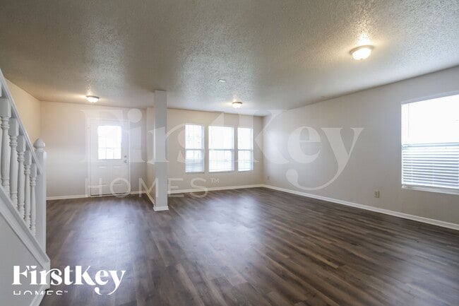 Photo - 1410 Fortner Dr