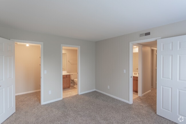 2BR, 1.5BA - 1,175 SF