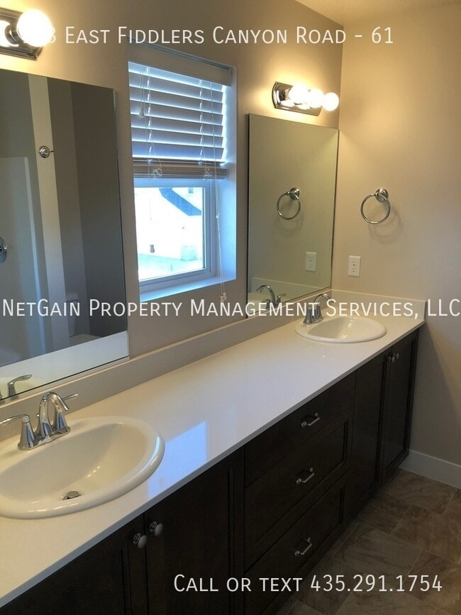 Photo - 173 E Fiddlers Canyon Rd Casa