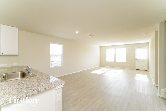 Photo - 13244 Rosemary Cove