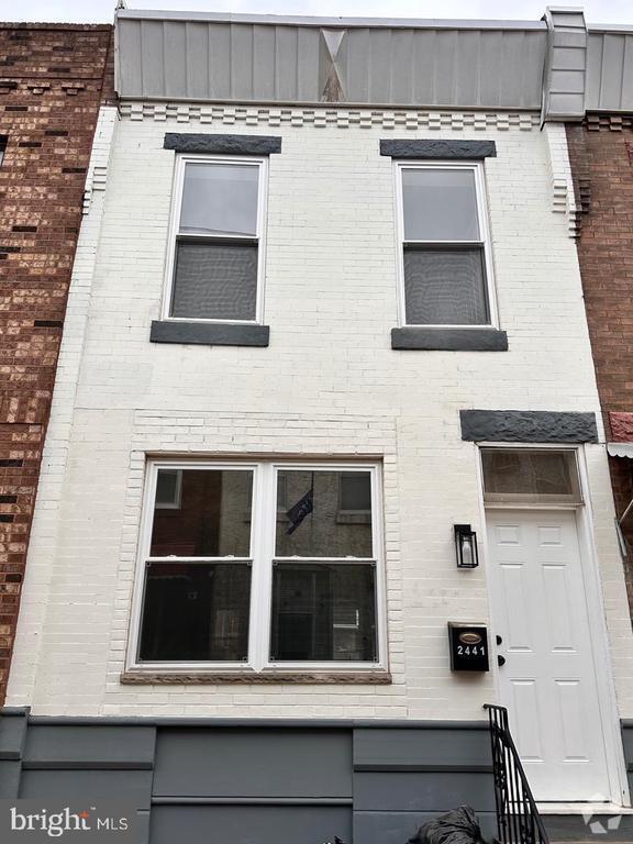 Building Photo - 2441 S Darien St Rental