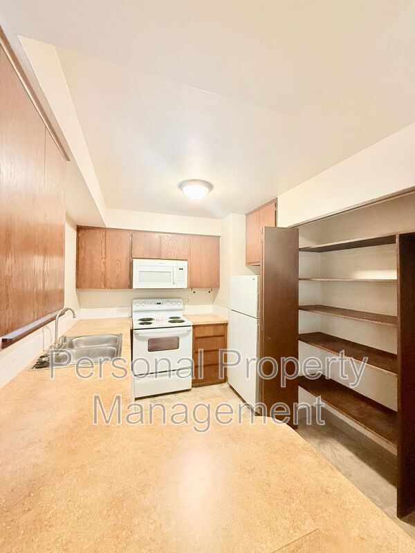 Photo - 1335 Z St