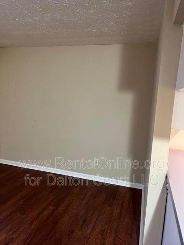 Photo - 1972 Cambridge Dr Unit 2