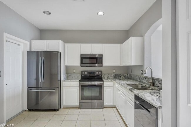 Photo - 10030 Salina St