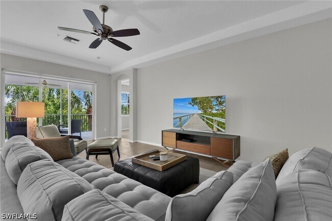 12870 Carrington Cir Unit 203