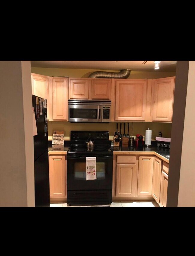 Photo - 1421 T St NW Unit 1